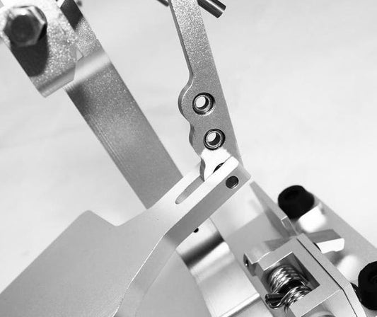 Axis Pedals – historia firmy oraz przegląd modeli.