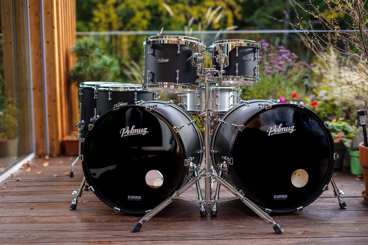Polmuz Model 1 Maple 2x22 czarny mat na tarasie