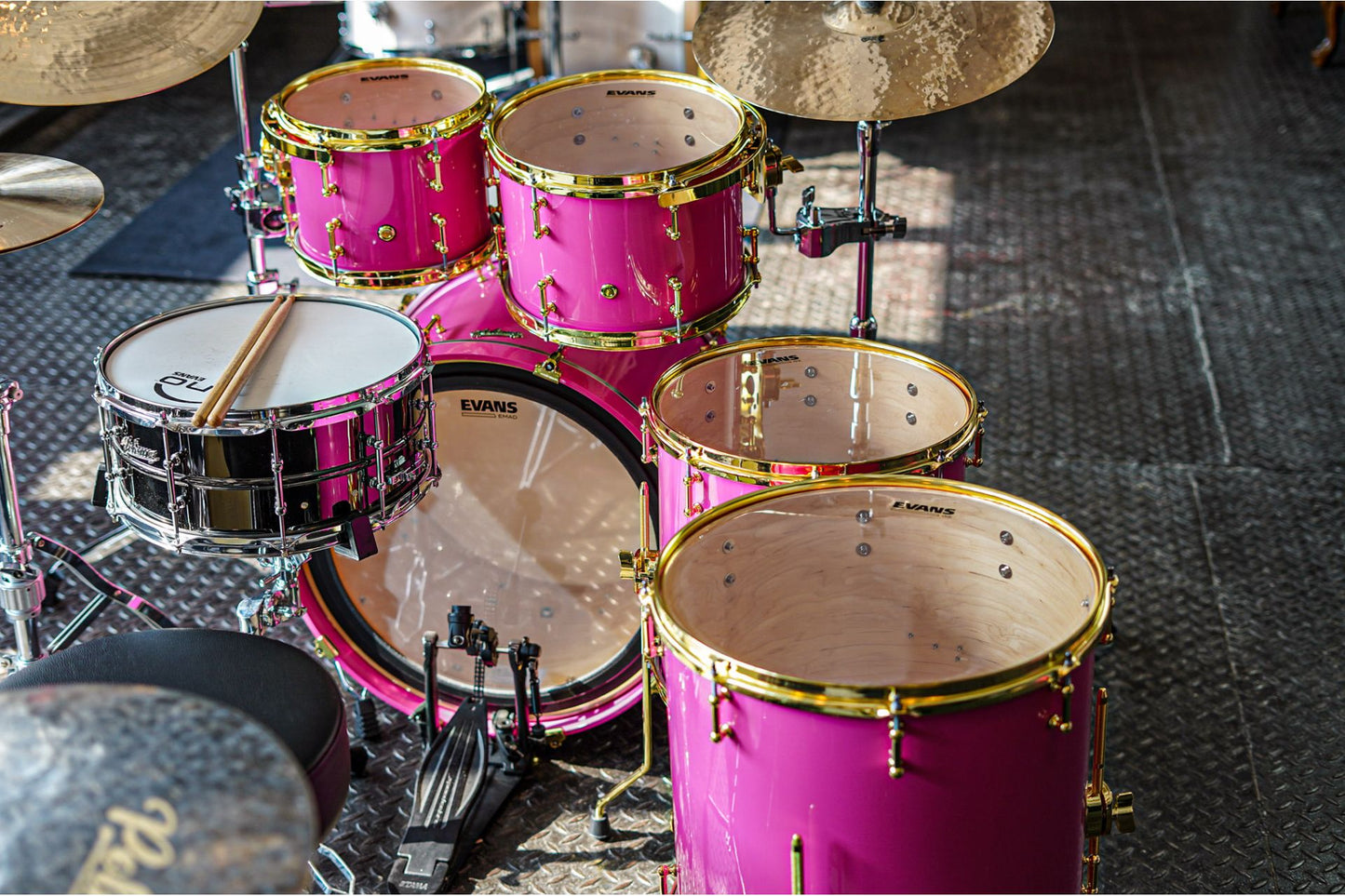 Polmuz model 1 - 22/10/12/14/16 - Pink car lacquer / golden hardware