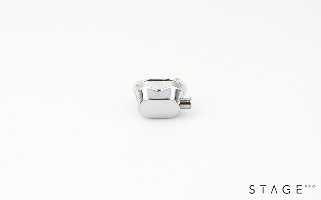 STAGEPRO PE1  Die-cast lug - rozstaw 25mm